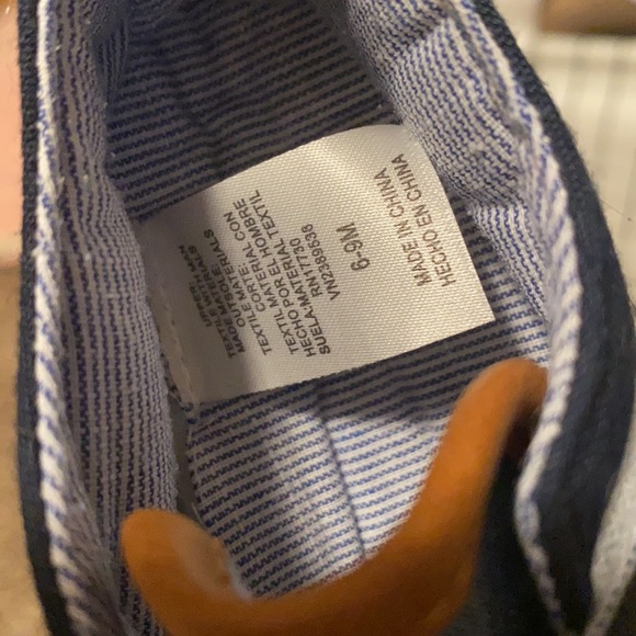 Infant blue shoes - Picture 2 of 3